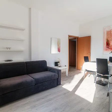 Apartmán Window Flat - The House Of Travelers *