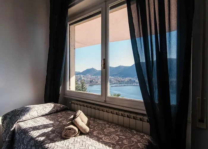 Window Flat - The House Of Travelers * Como